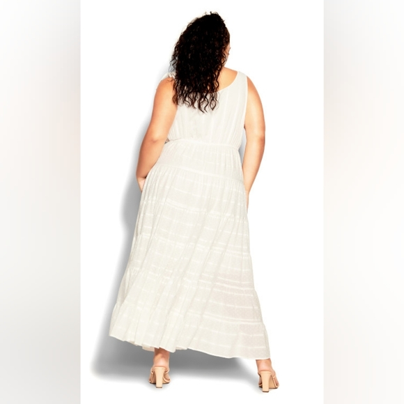 City chic Dobby Love Maxi Dress - ivory - Picture 2 of 6